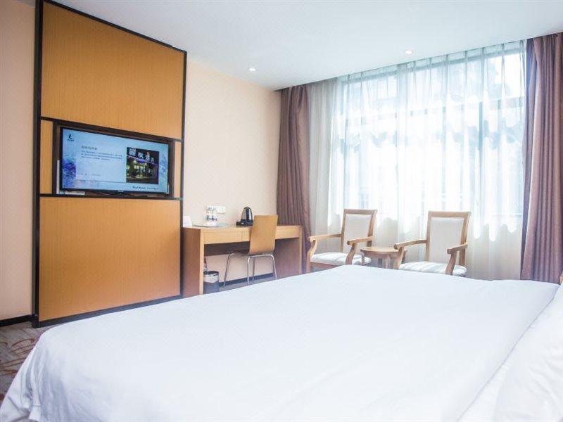 Lavande Hotel Tianhe Gangding Subway Station Branch Guangzhou Exterior photo